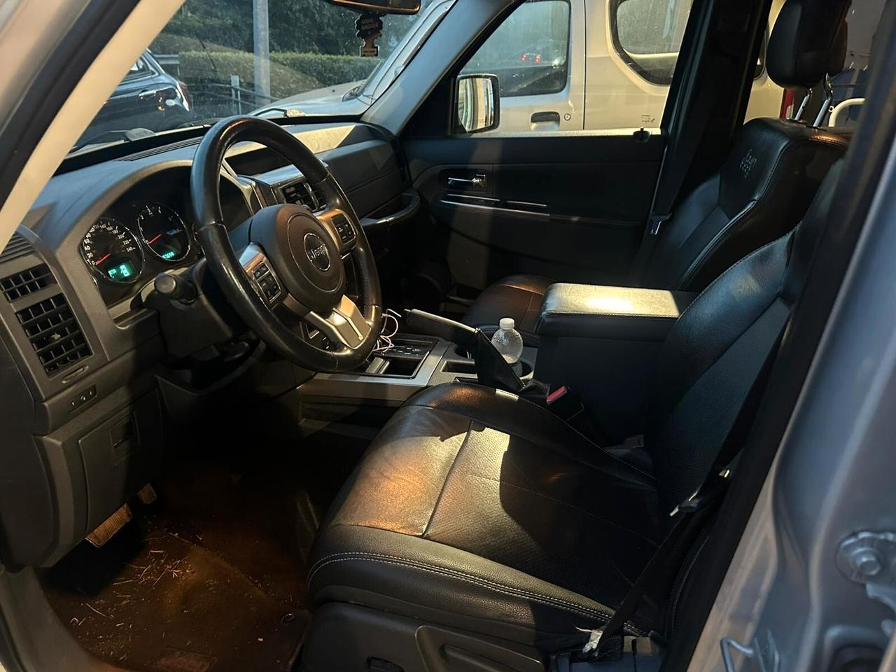 Jeep Cherokee 2.8 CRD DPF Limited Auto