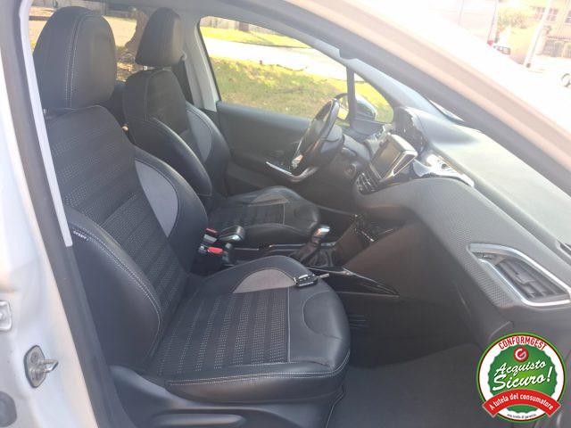 PEUGEOT 2008 1° serie PureTech 82 Allure UN.PROP.