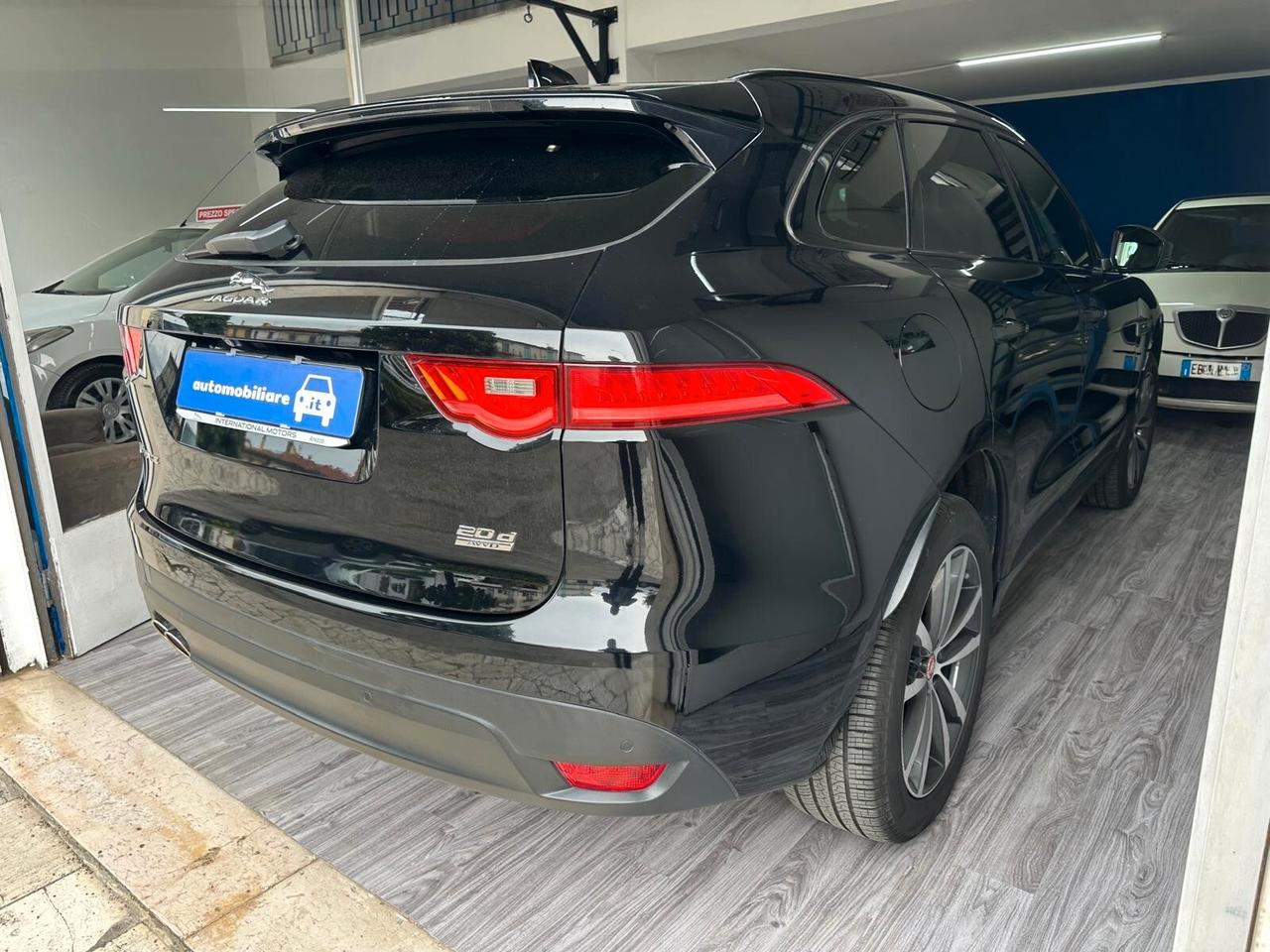 Jaguar F-Pace 2.0 D 180 CV AWD aut. R-Sport