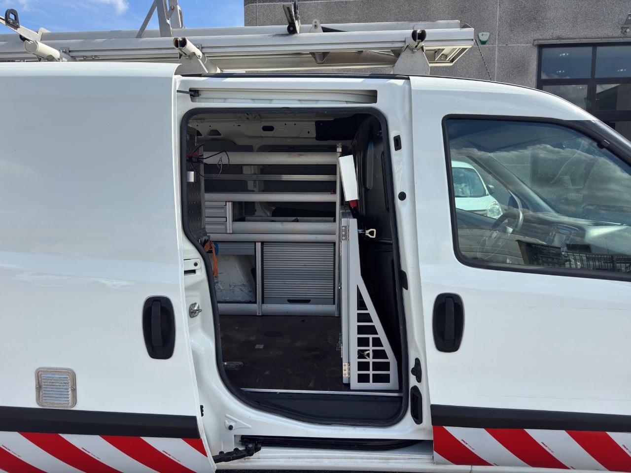 Fiat Doblo 1.4 N.P(ALLESTITO EX RETE GAS-PC-TN)KM CERTIFICATI