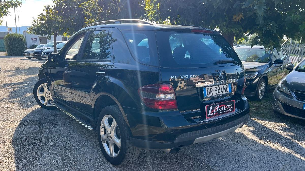 MERCEDES - Classe ML ML 320 cdi Sport auto