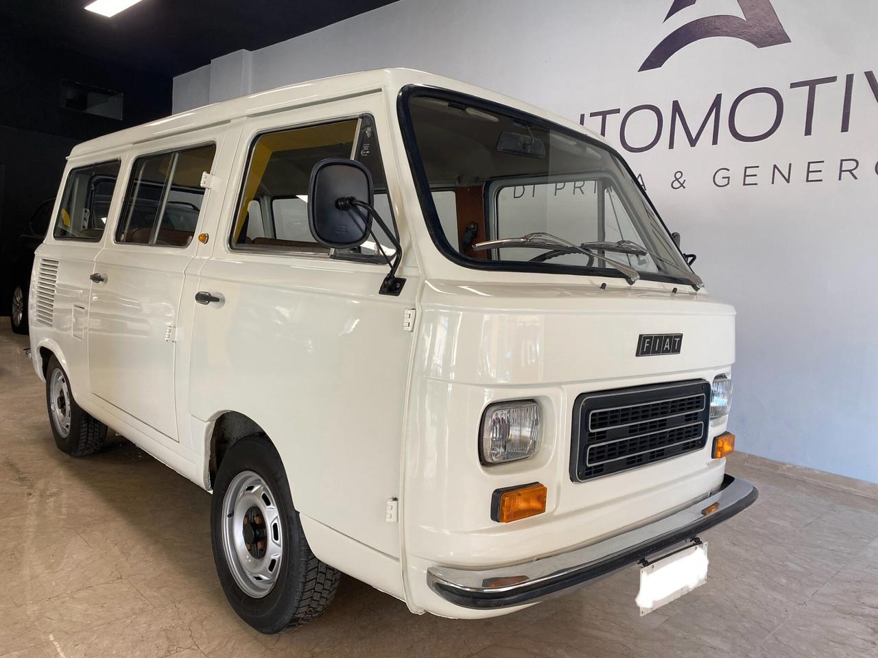 Fiat 900 T (PANORAMA)