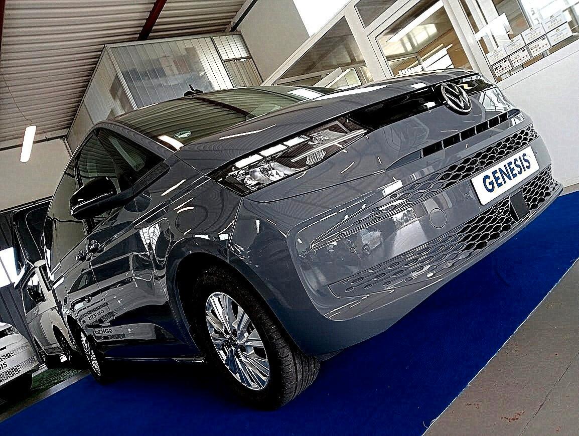 Volkswagen T7 Multivan 2.0 TDI DSG LED *VIS A VIS* CAMERA IVA INCLUSA