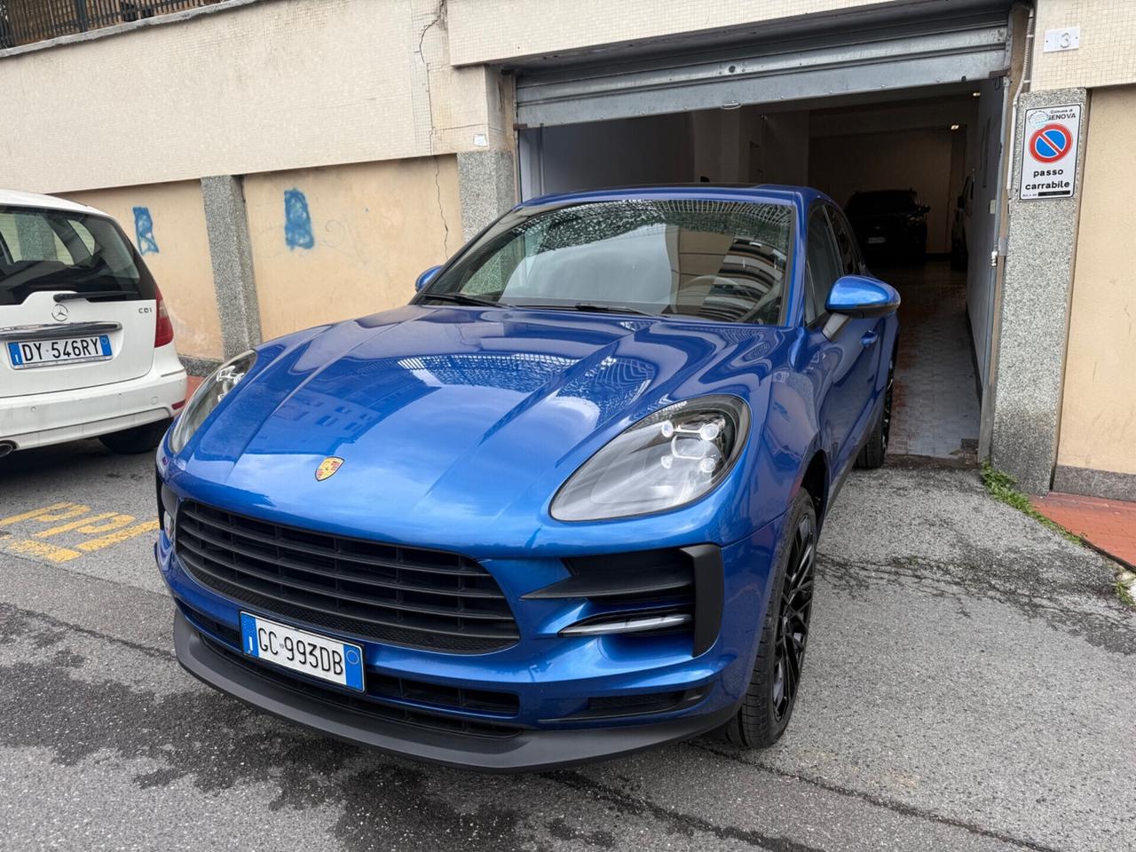 PORSCHE MACAN 2.0 ZAFFIRO CERCHI 21 TETTO SCARICHI