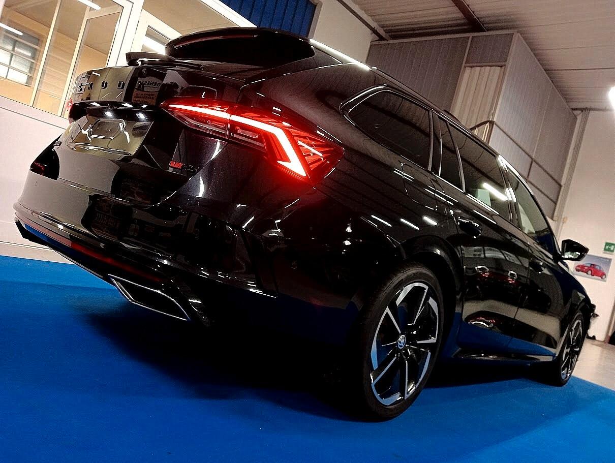 Skoda Octavia 2.0 TDI 200CV RS 4x4 PACK BLACK APP IVA ESPOSTA