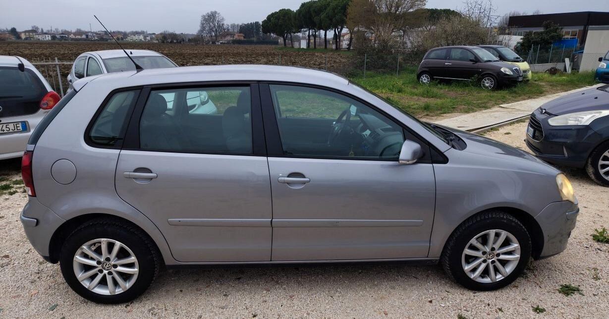 Volkswagen Polo 1.4/80CV 16V 5p. Comfortline