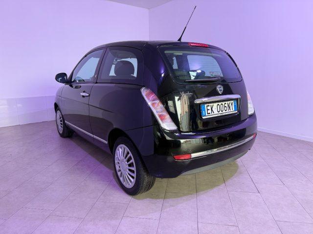 LANCIA Ypsilon 1.2 69 CV Platinum