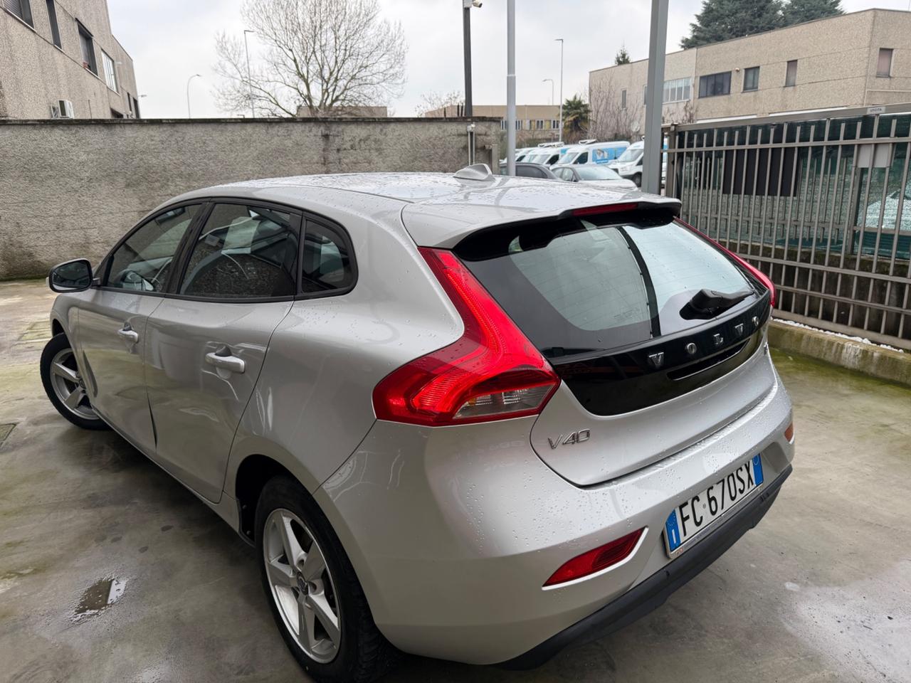 Volvo V40 D3 2.0 Diesel 88KW 6marce euro6b
