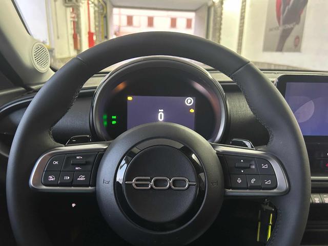 FIAT 600 Hybrid 110 CV DCT MHEV