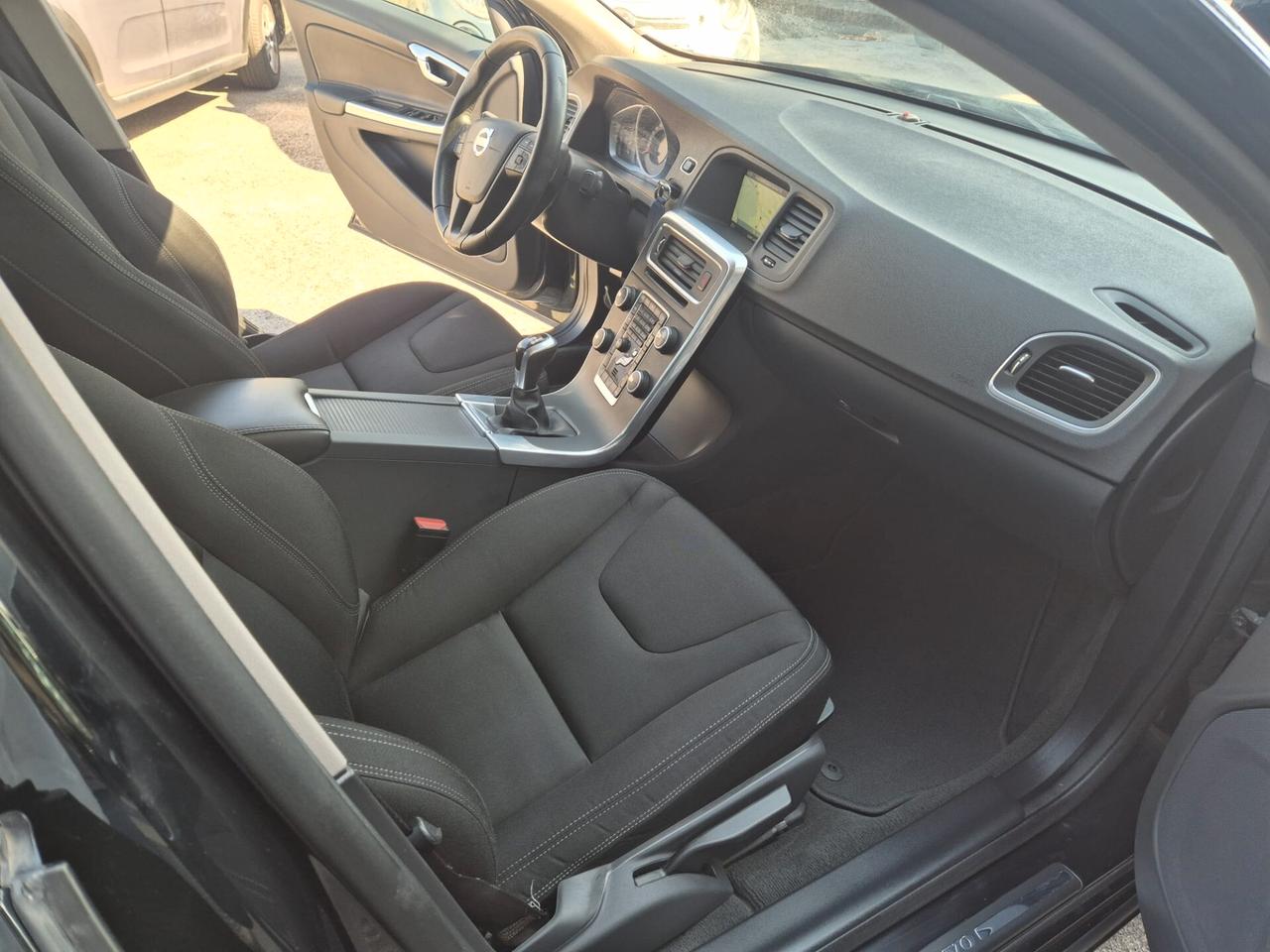 Volvo S60 D2 Kinetic E6B -- IN PREPARAZIONE!