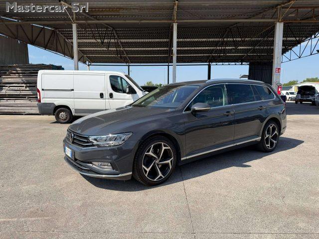 VOLKSWAGEN Passat Variant Passat Variant 2.0 tdi Executive 4motion 200cv dsg