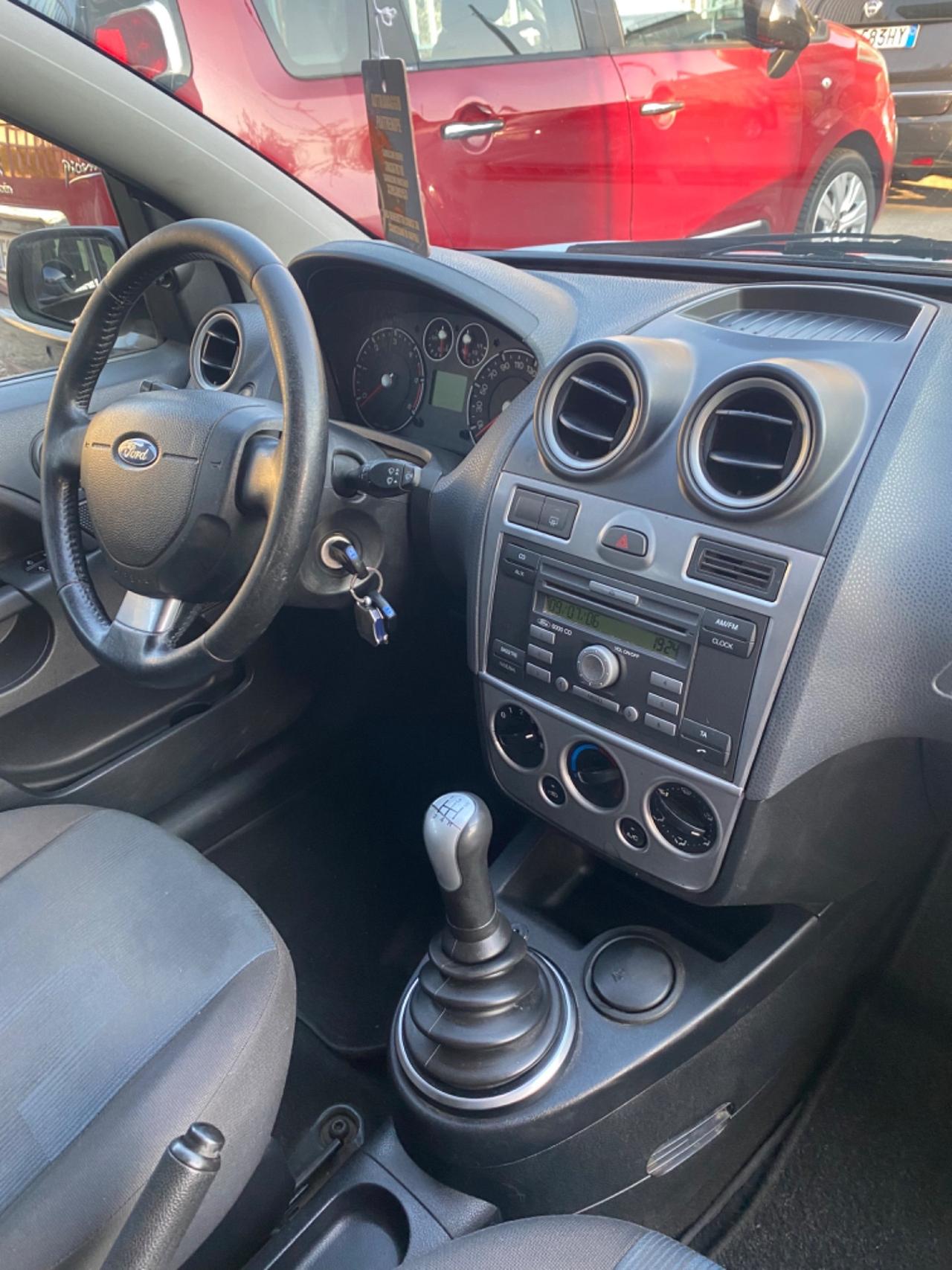 Ford Fiesta 1.4 TDCi 2006 TAGLIANDATA