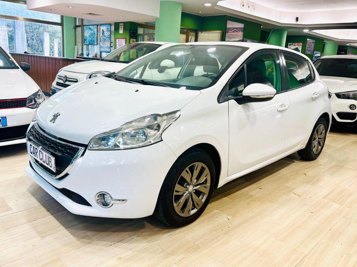 Peugeot 208 1.4 HDi 68 CV 5p. Allure N1