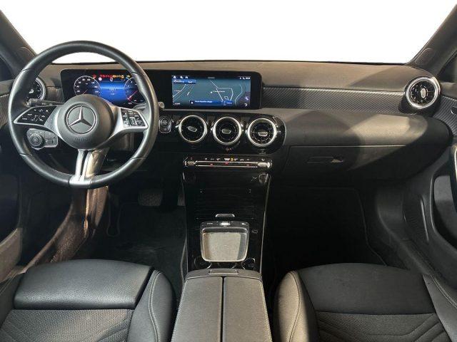 MERCEDES-BENZ A 180 Automatic Progressive Advanced