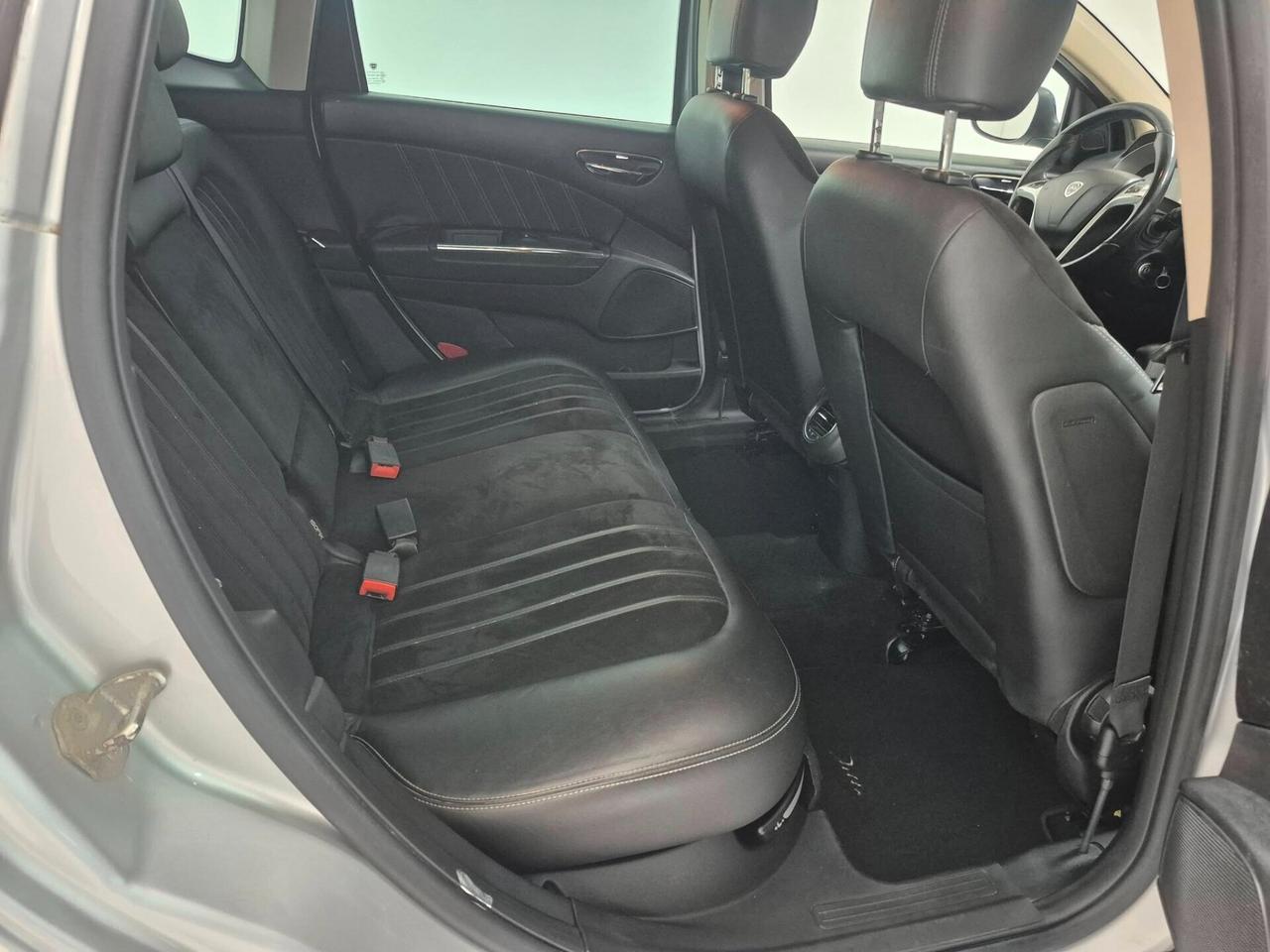 Lancia Delta 1.6 MJT DPF Gold