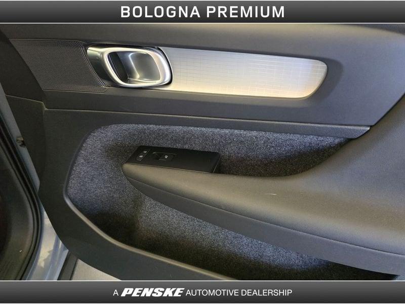 Volvo XC40 XC40 T3 Geartronic Momentum Pro