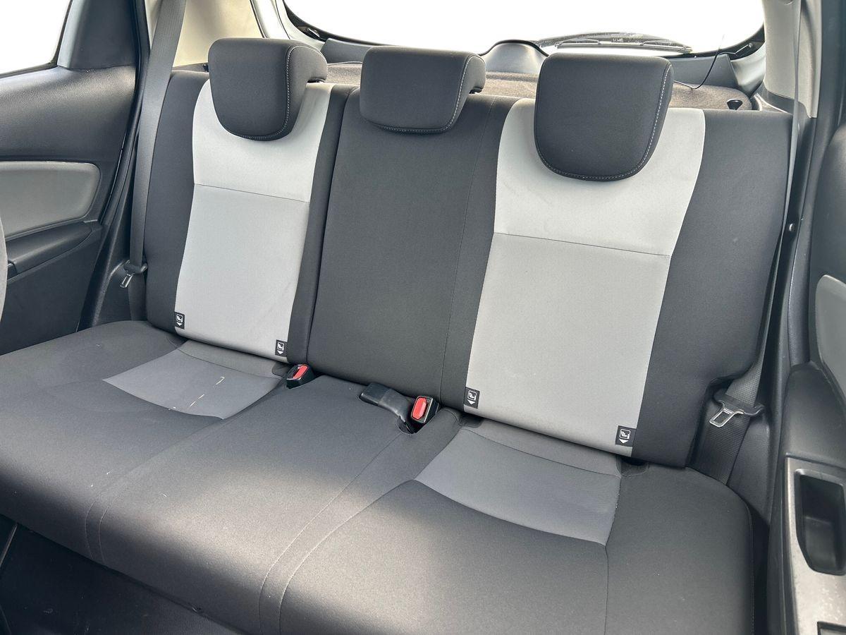 TOYOTA Yaris 3ª serie - Yaris 1.5 Hybrid 5 porte Active