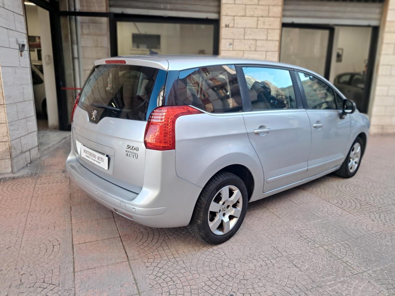 PEUGEOT 5008-7 POSTI-1.6 HDI 115CV-Km170000-Euro6990