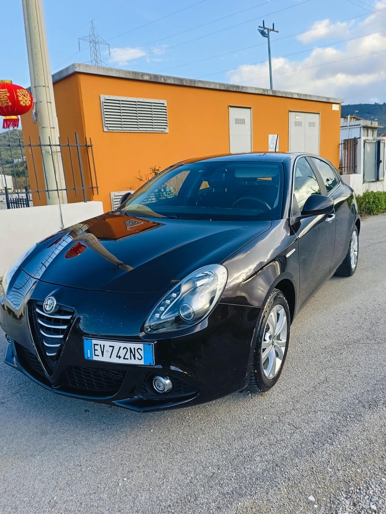 Alfa Romeo Giulietta 1.6 JTDm-2 105 CV Exclusive