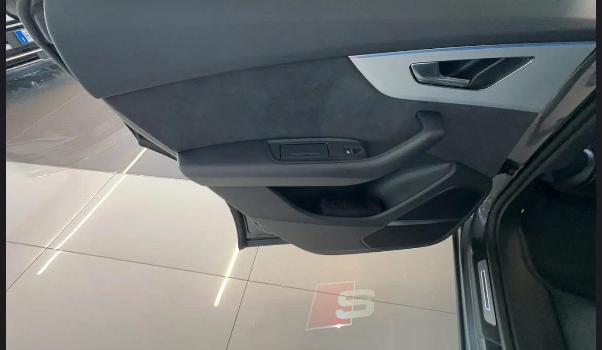 Audi Q8 SUV TDI quattro 210 kW tiptronic S line edition