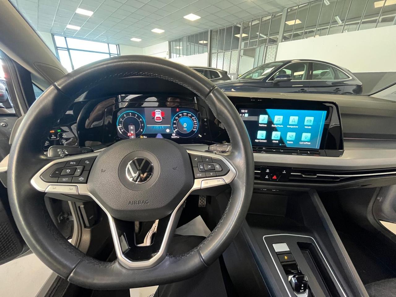 Volkswagen Golf 1.5 eTSI 130 CV EVO ACT DSG Life PACK LUCI INTERNO