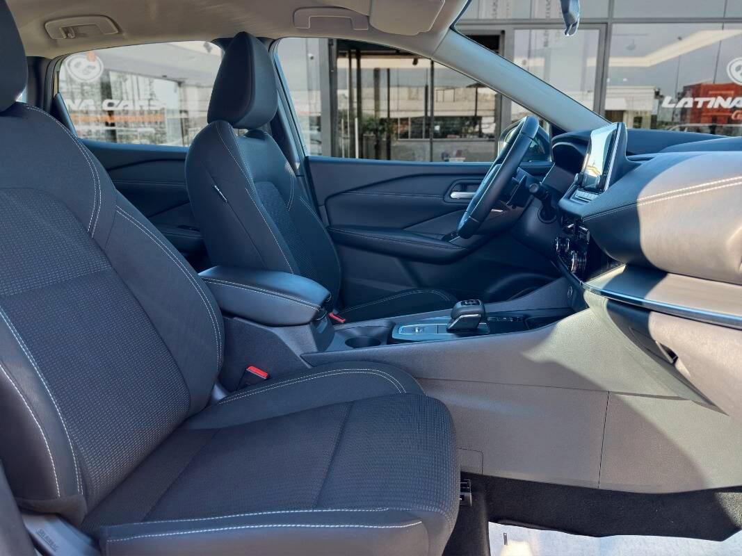 Nissan Qashqai 1.3 mhev Business 158cv xtronic Con CARPLAY
