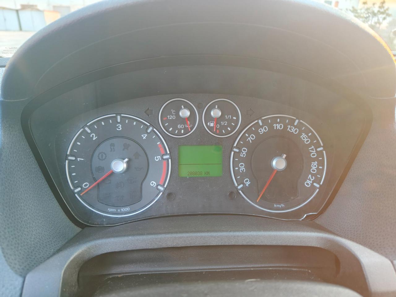 Ford Fiesta 1.4 TDCi 5p plus cambio automatico