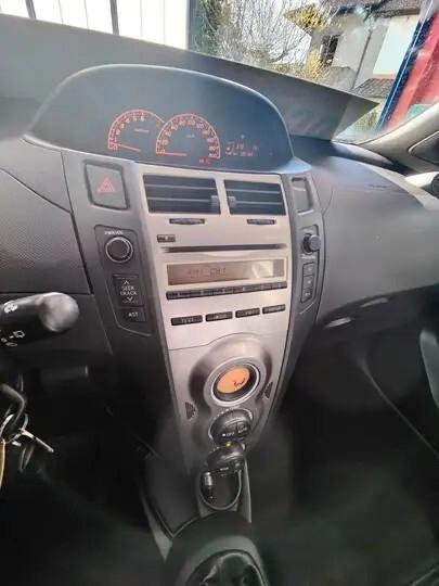 Toyota Yaris 1.3 5 porte M-MT Sol