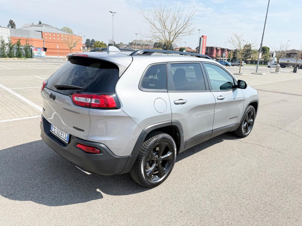 Jeep Cherokee 2.2 Mjt II 185 CV 4WD Automatik*Navi*S&S*Euro6