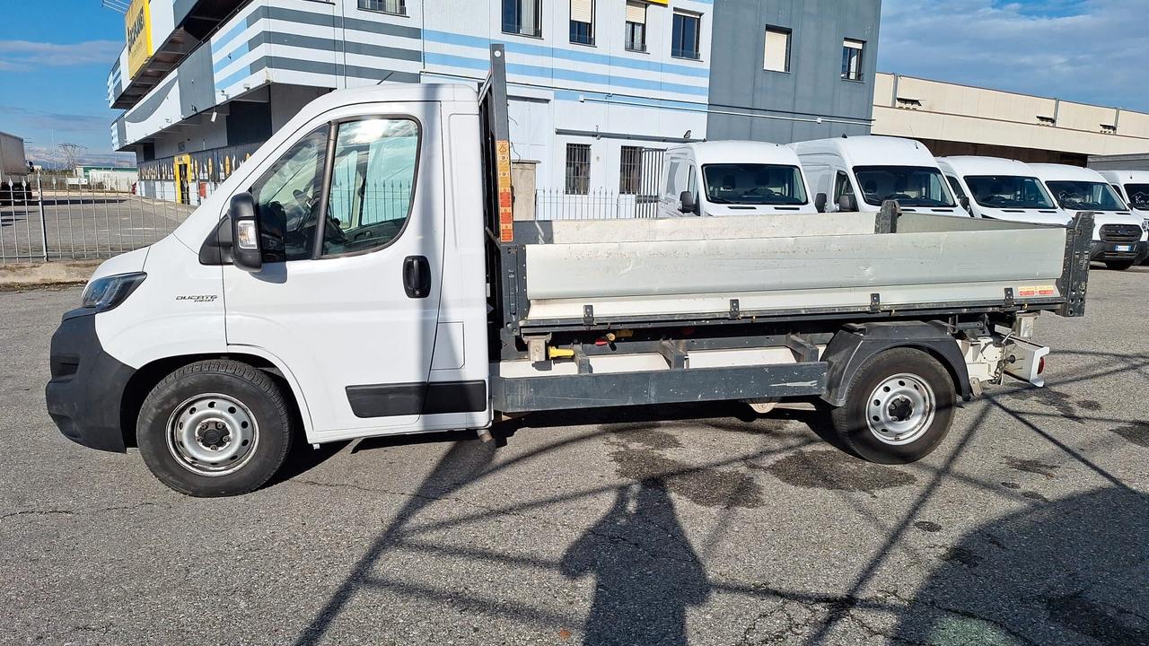 Fiat Ducato 35 2.3 MJT 160CV PM Cabinato Maxi RIBALTABILE TRILATERALE