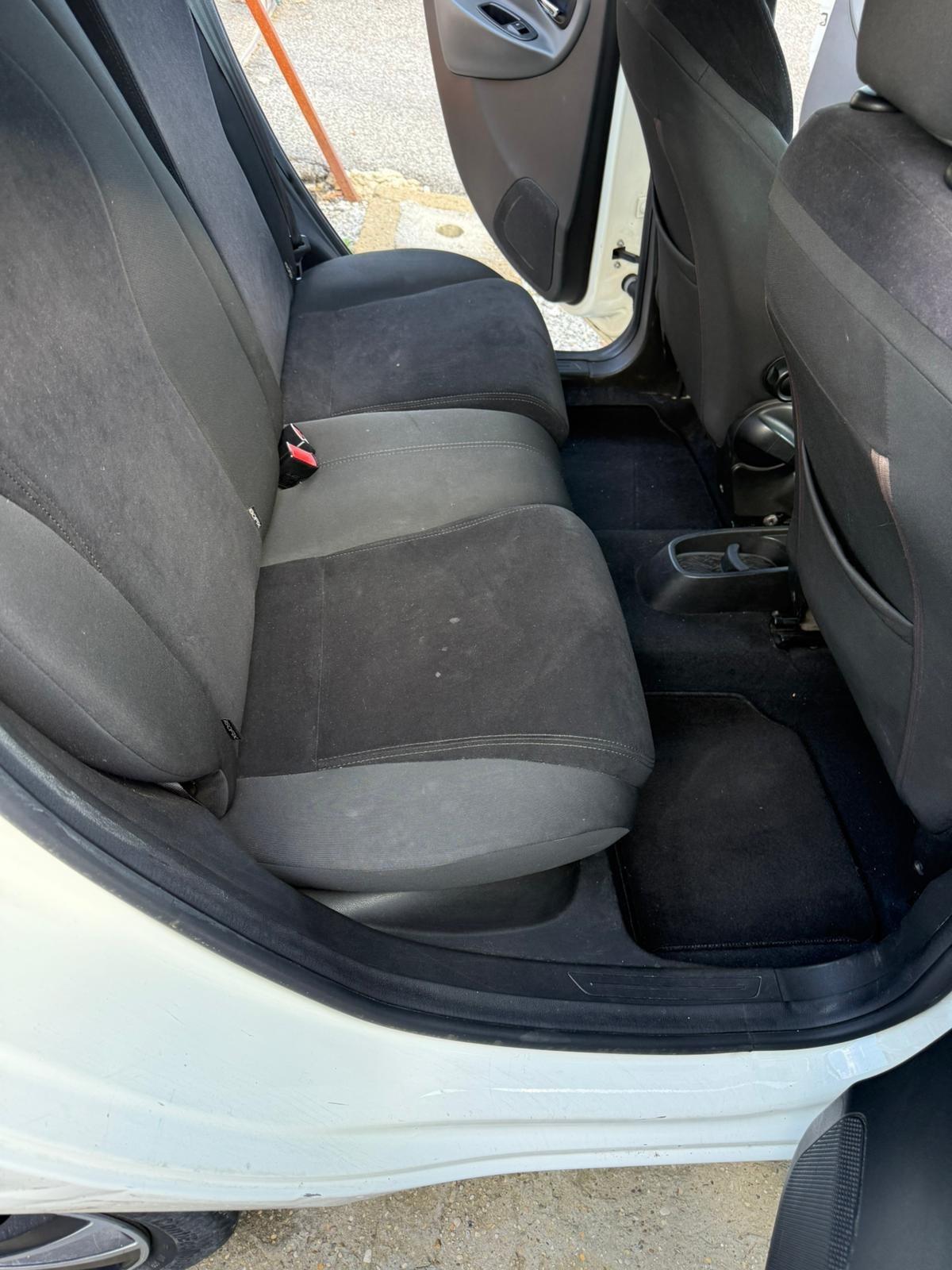 Lancia Ypsilon 0.9 TwinAir 85 CV 5 porte S&S Silver