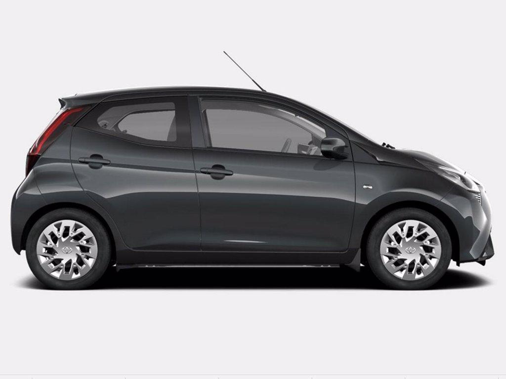 TOYOTA Aygo 5p 1.0 x-play 72cv del 2020