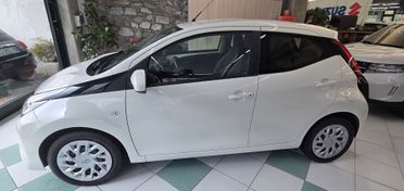 Toyota Aygo Connect 1.0 VVT-i 72 CV 5 porte x-clusiv