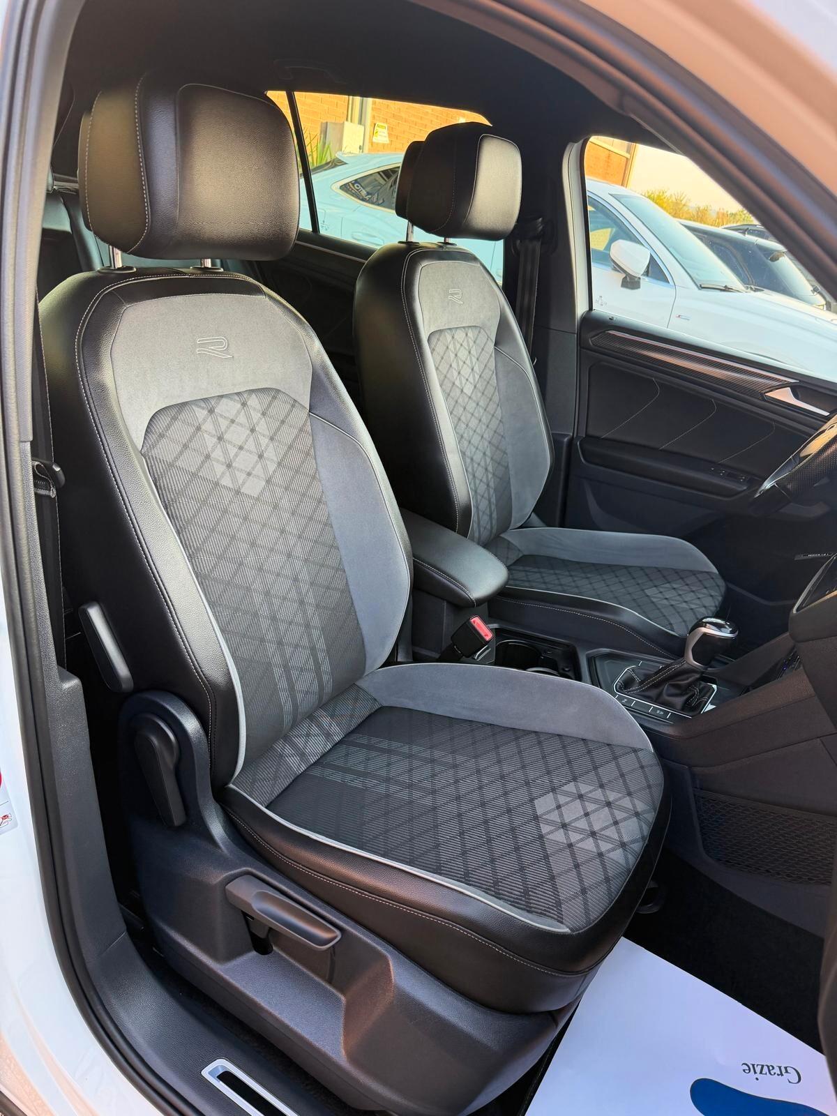 Volkswagen Tiguan 2.0 TDI 150 CV SCR DSG R-Line BIANCO PERLATO
