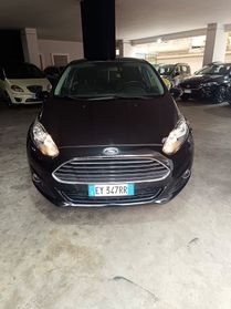 Ford Fiesta 1.5 TDCi 75CV 5 porte Black & White Edition