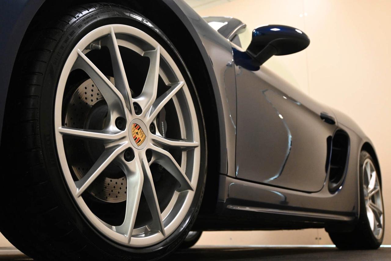 PORSCHE 718 718 Boxster 2.0