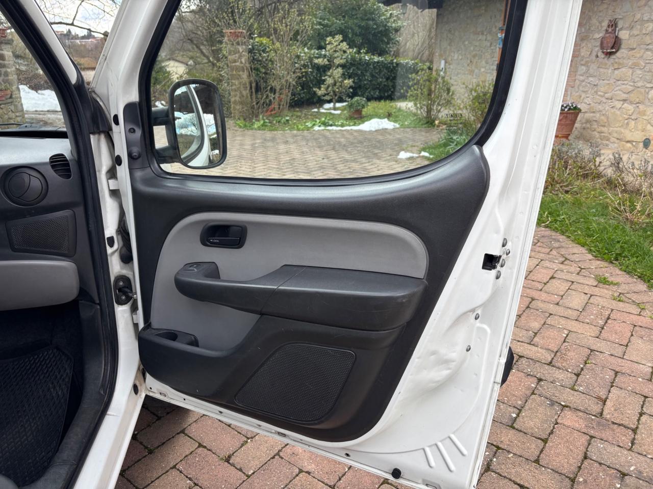 Fiat Doblò 1.3 MJ 16V TRASPORTO DISABILI, RAMPA ELETTRICA