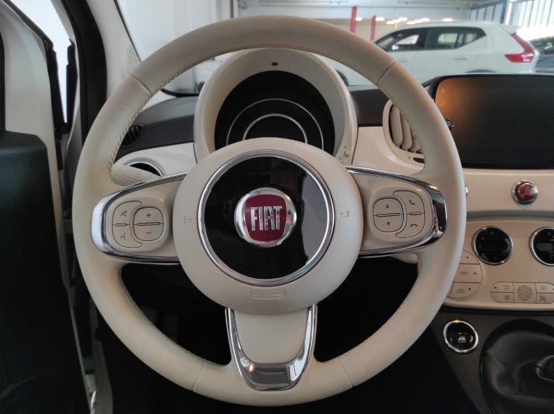 FIAT 500 (2015-->) 1.0 Hybrid Dolcevita