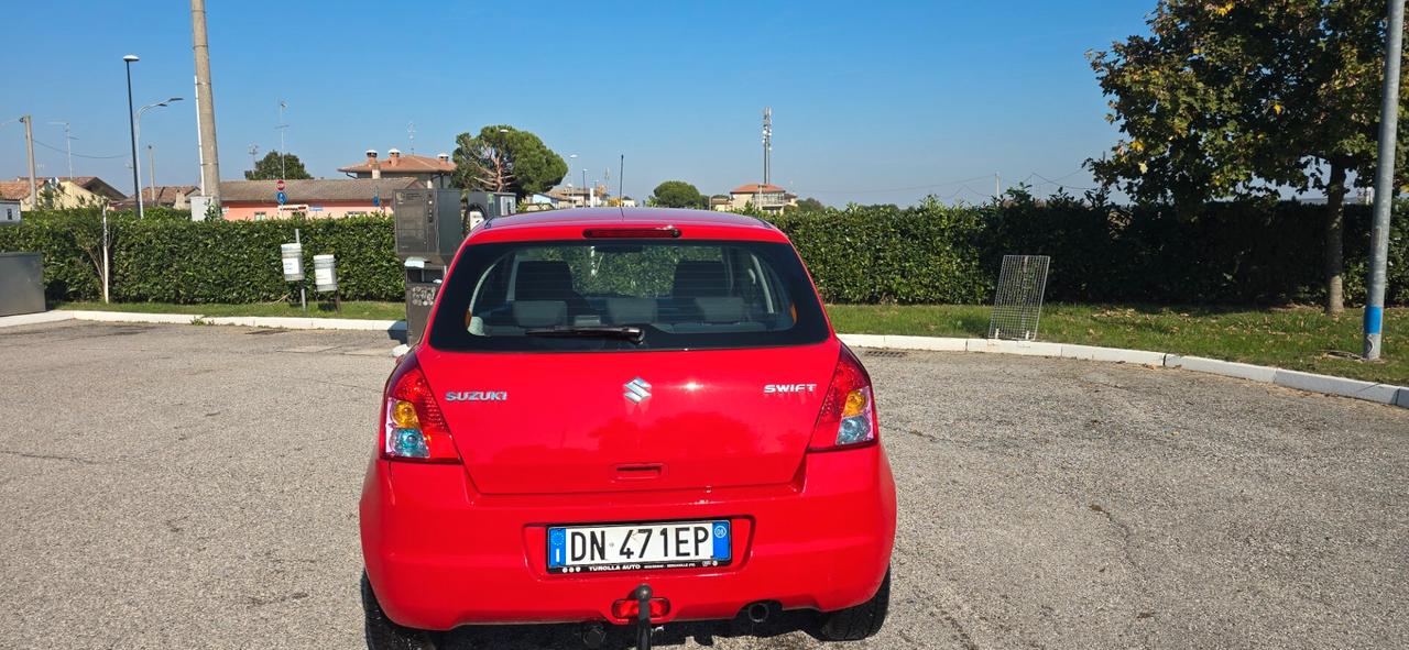 Suzuki Swift 1.3 DDiS 5p. GL