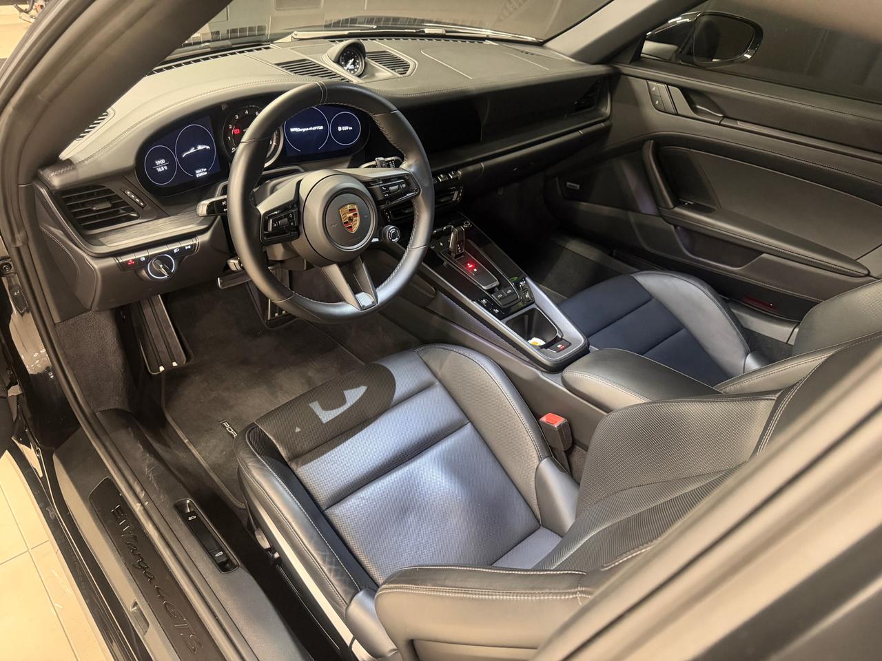 Porsche 911 Targa 3.0 4 GTS auto