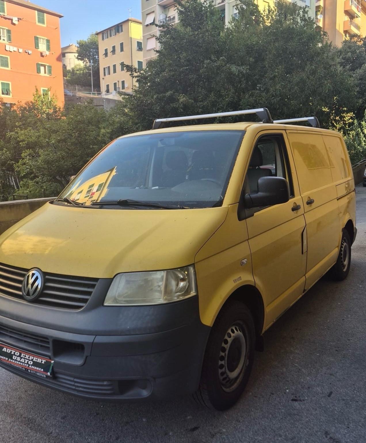 Volkswagen Transporter T5 California 2.0 TDI 2009