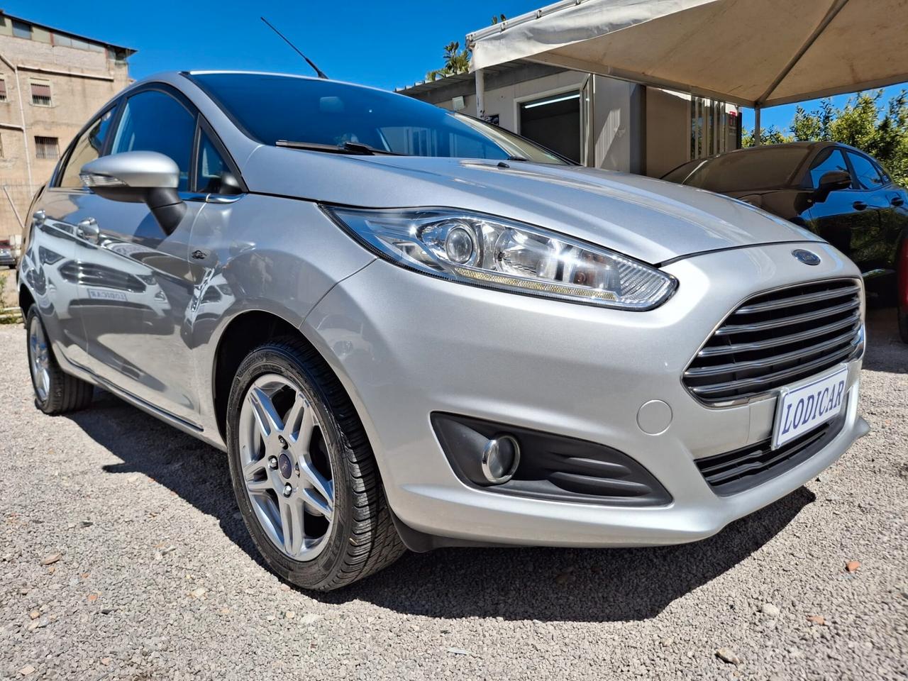 Ford Fiesta 1.5 TDCi 75CV 5 porte Titanium