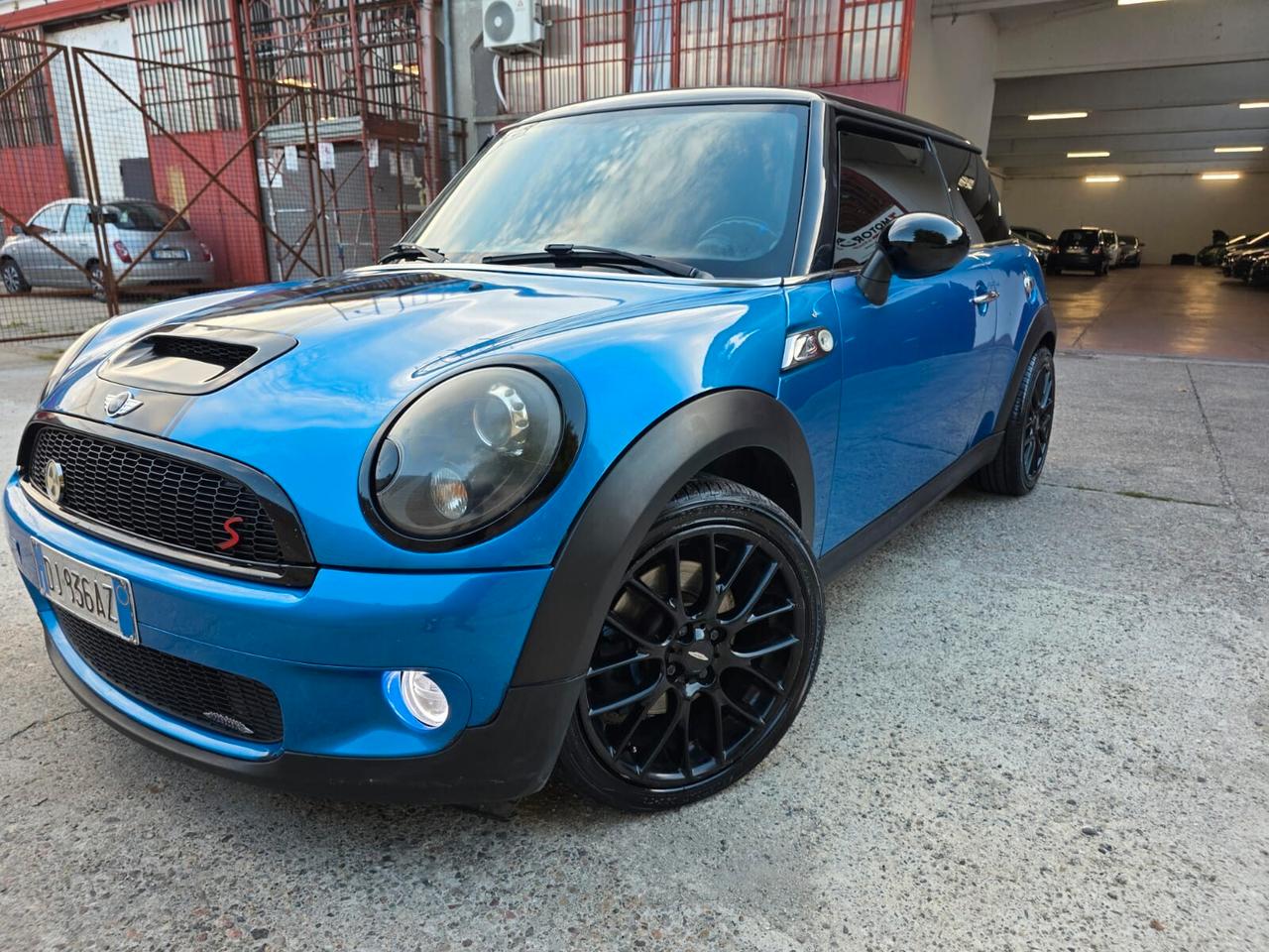 Mini Cooper 1.6 16V S Chili allestimento JHON COOPER WORKS TETTO PANORAMICO