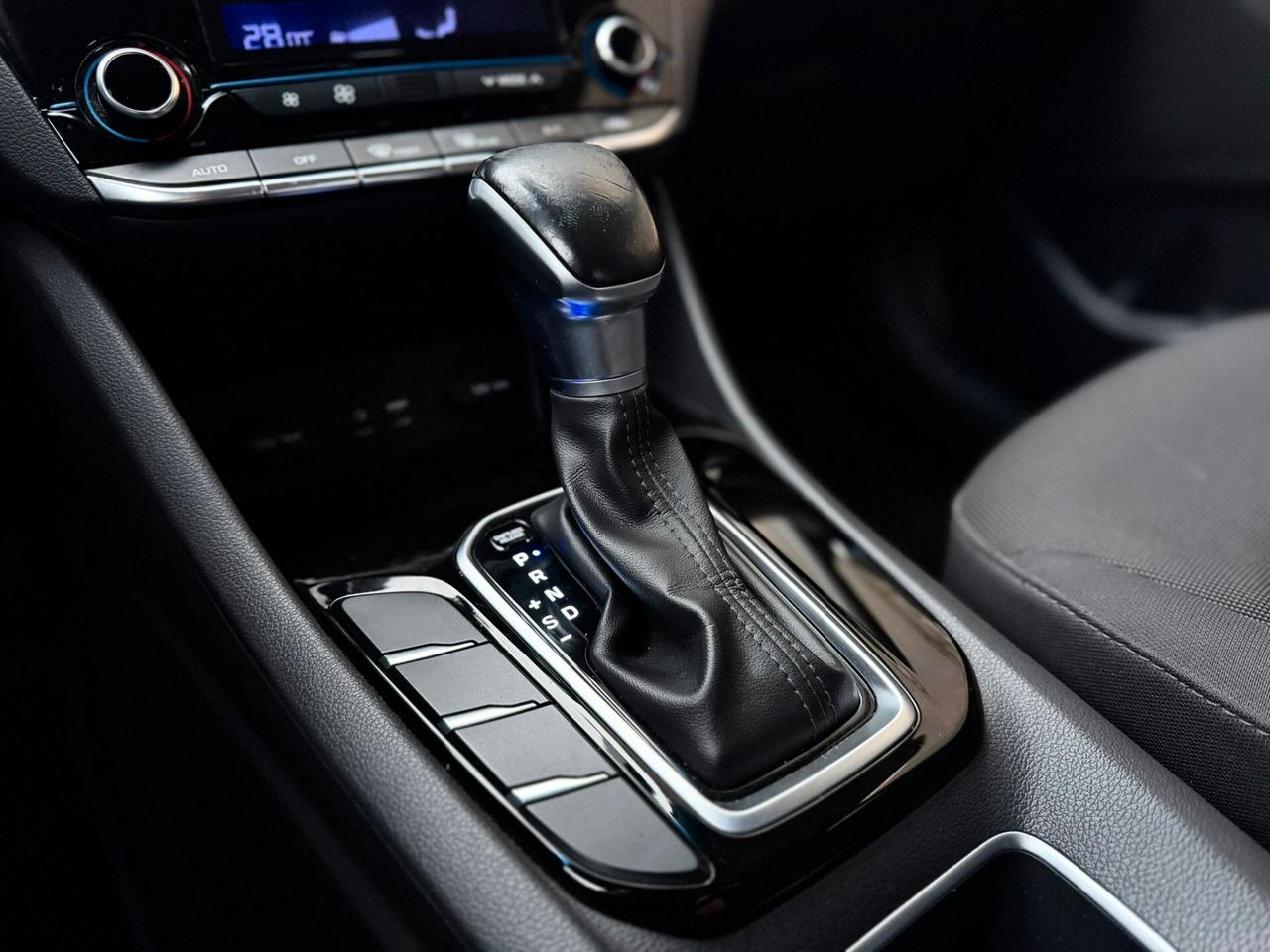 Hyundai Ioniq 1.6 Hybrid DCT Style