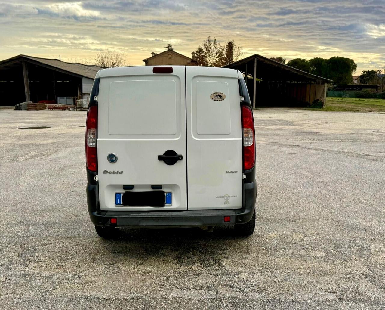 Furgone Fiat Doblò cargo 1.3 MJT neopatentati