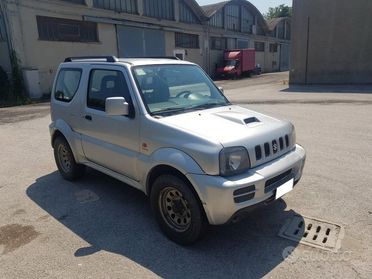 Suzuki Jimny 1.5 DDiS 86CV 4x4 JLX G.Traino