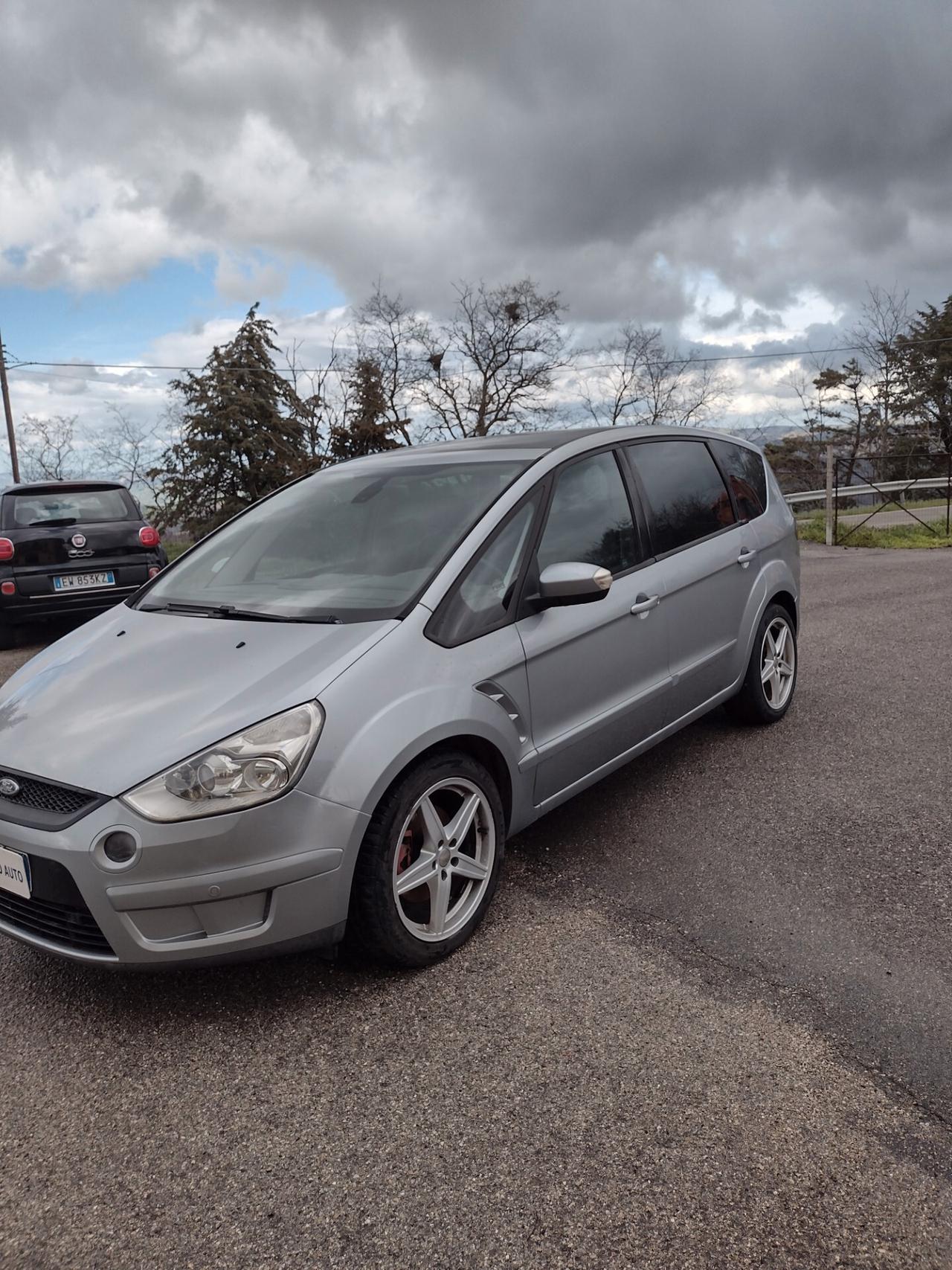 Ford S-Max 2.0 TDCi 140CV Titanium