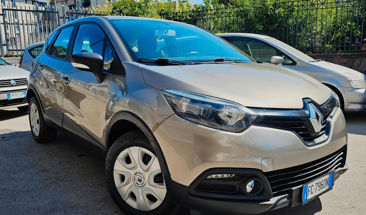 Renault Captur dCi 8V 90 CV Start&Stop Energy Iconic