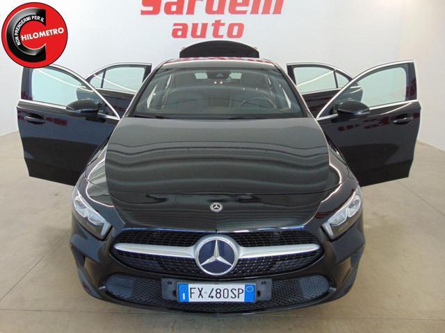 MERCEDES-BENZ A 180 d Automatic Sport