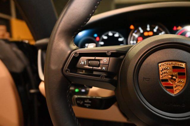 PORSCHE 911 CARRERA 992 PDK TETTO 21"LED PDLS PELLE TOT.FULL!!